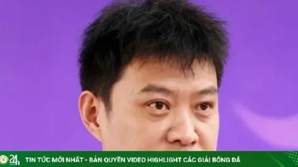 MC Thư Khải đột tử tại đài truyền hình kenhtingame com thumb mc thu khai dot tu tai dai truyen hinh 24001788434161579 940w