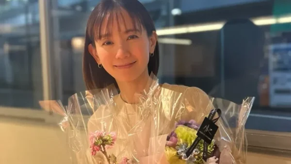 Nữ diễn viên tài hoa Nakamura Yuri qua đời ở tuổi 44 sau thời gian thầm lặng chiến đấu với ung thư trực tràng: Nụ cười dịu dàng đến những giây phút cuối đời kenhtingame com thumb nu dien vien tai hoa nakamura yuri qua doi o tuoi 44 sau thoi gian tham lang chien dau voi ung thu truc trang nu cuoi diu dang den nhung giay phut cuoi doi 48231789535192903 940w