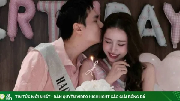 Việt Anh hôn Quỳnh Nga trong tiệc sinh nhật chung kenhtingame com thumb viet anh hon quynh nga trong tiec sinh nhat chung 263b1788570527237 940w