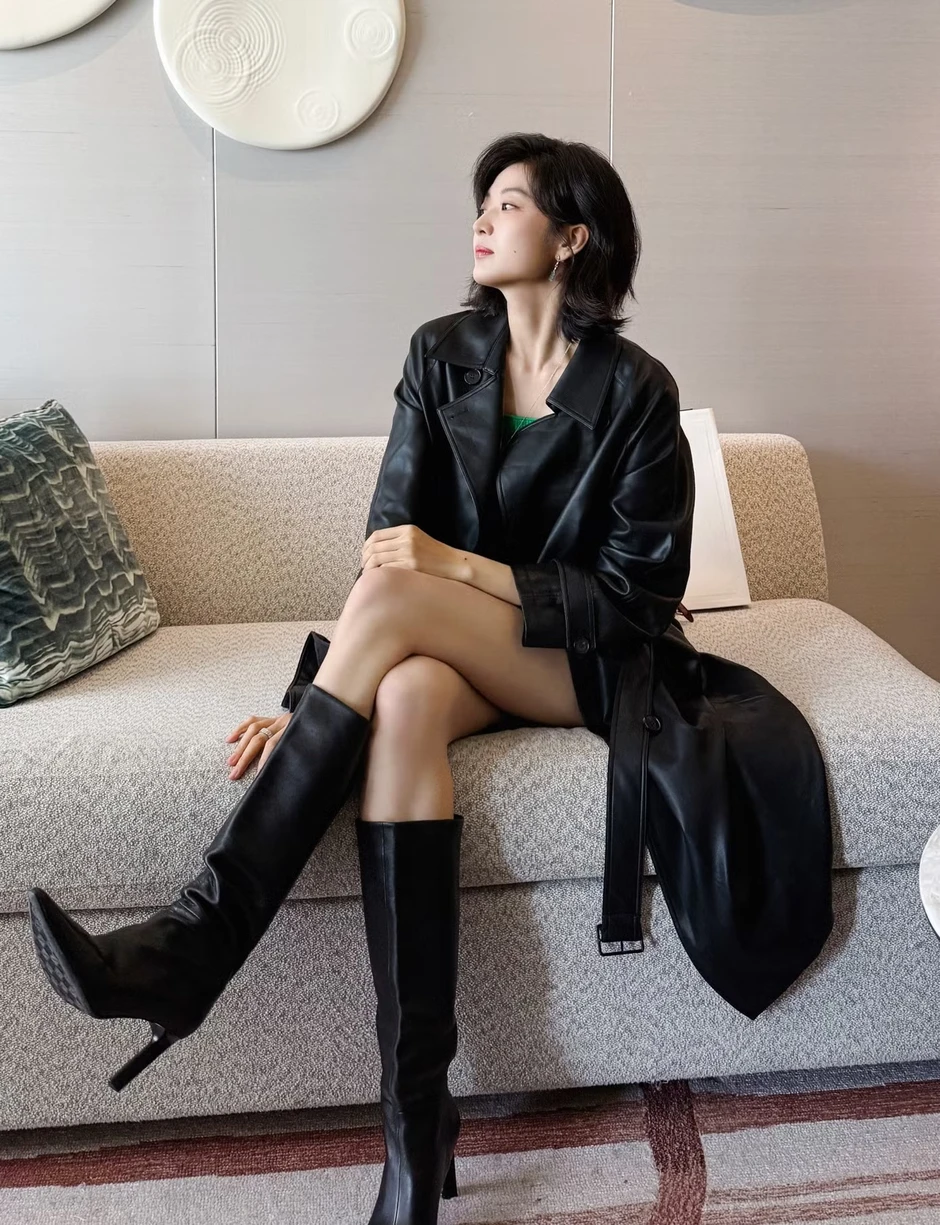 Tiểu thư ngậm thìa vàng đang khuấy đảo toàn cầu