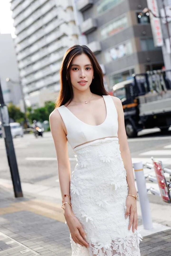 Tiểu Vy sau 8 năm đăng quang Hoa hậu Việt Nam Tiểu Vy sau 8 năm đăng quang Hoa hậu Việt Nam