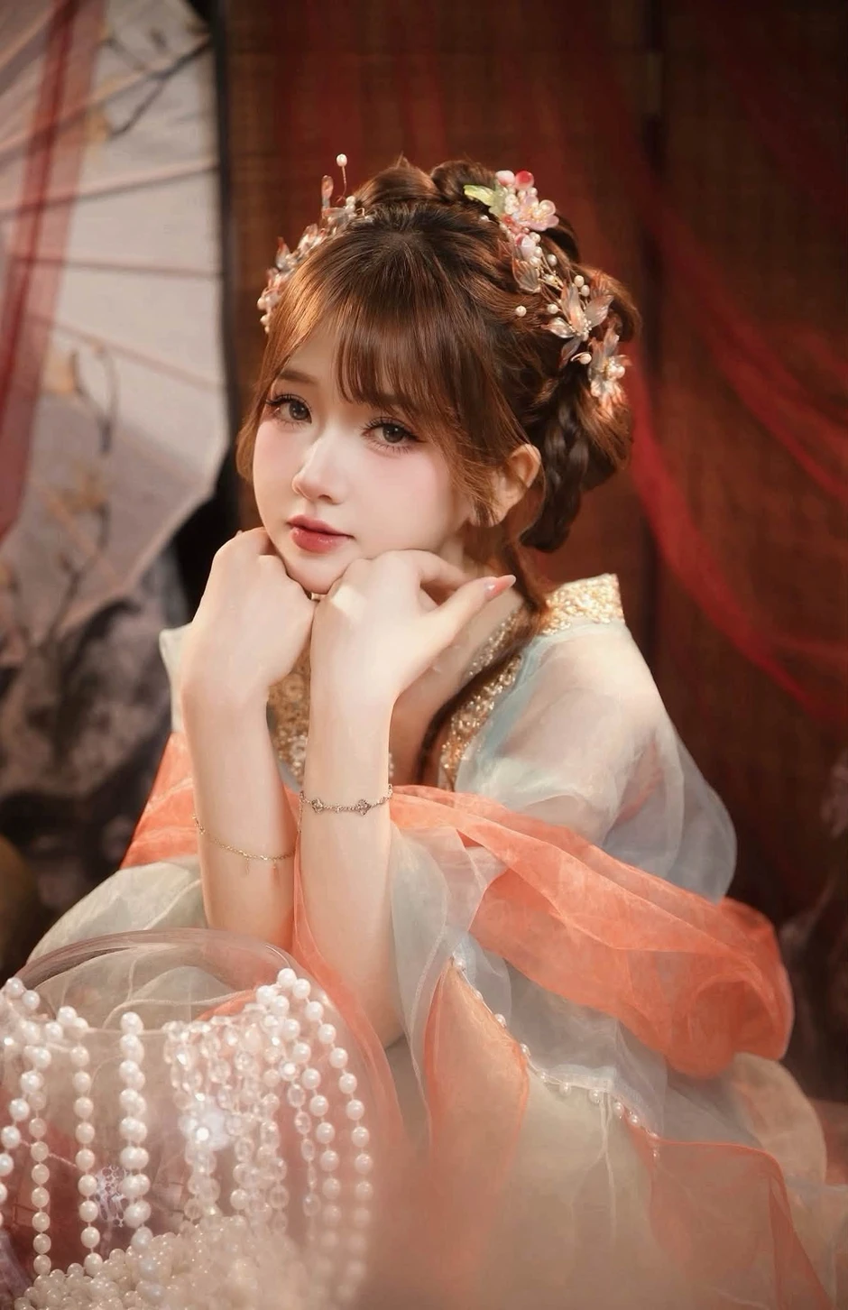 Trót mê đắm nhan sắc chị Hằng này, ai nhấn vào link sẽ còn bất ngờ hơn! Trót mê đắm nhan sắc chị Hằng này, ai nhấn vào link sẽ còn bất ngờ hơn!