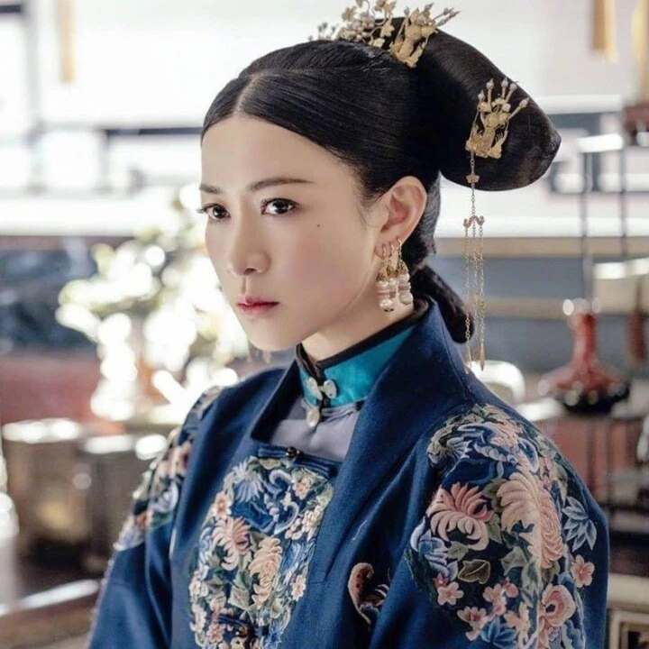 Xa Thi Mạn tuổi 51: Nắm hơn 300 tỷ, lập di chúc và sống độc thân Xa Thi Mạn tuổi 51: Nắm hơn 300 tỷ, lập di chúc và sống độc thân