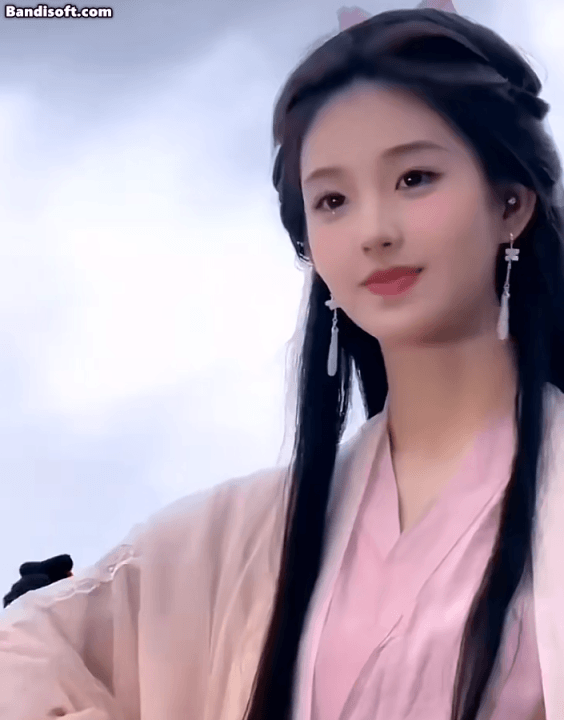 Xuất hiện Tiểu Long Nữ đẹp như em gái Lưu Diệc Phi: Đúng chuẩn thần tiên muội muội, visual không vướng bụi trần
