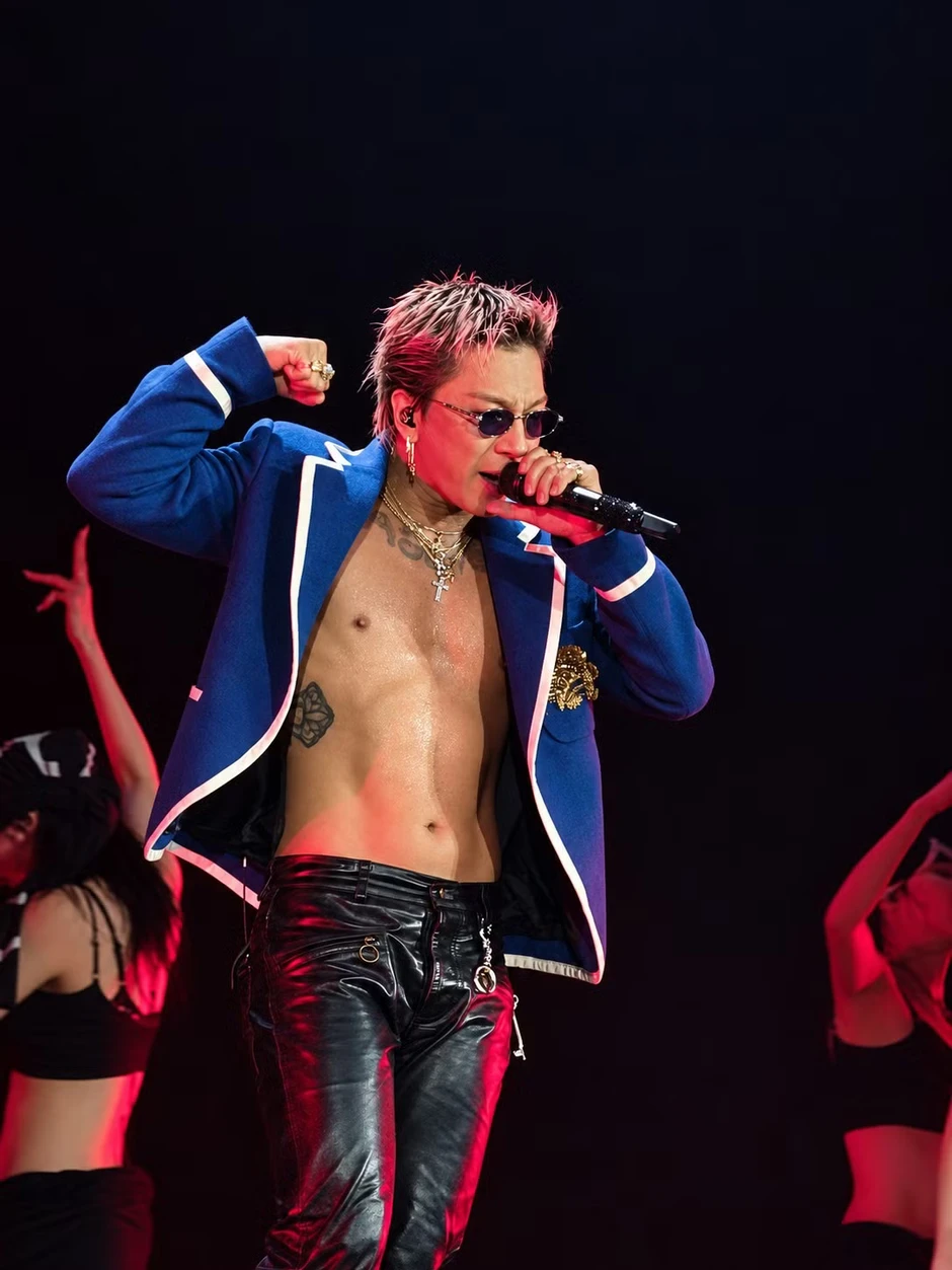 45.000 người ở Mỹ Đình vỡ òa với Big Bang