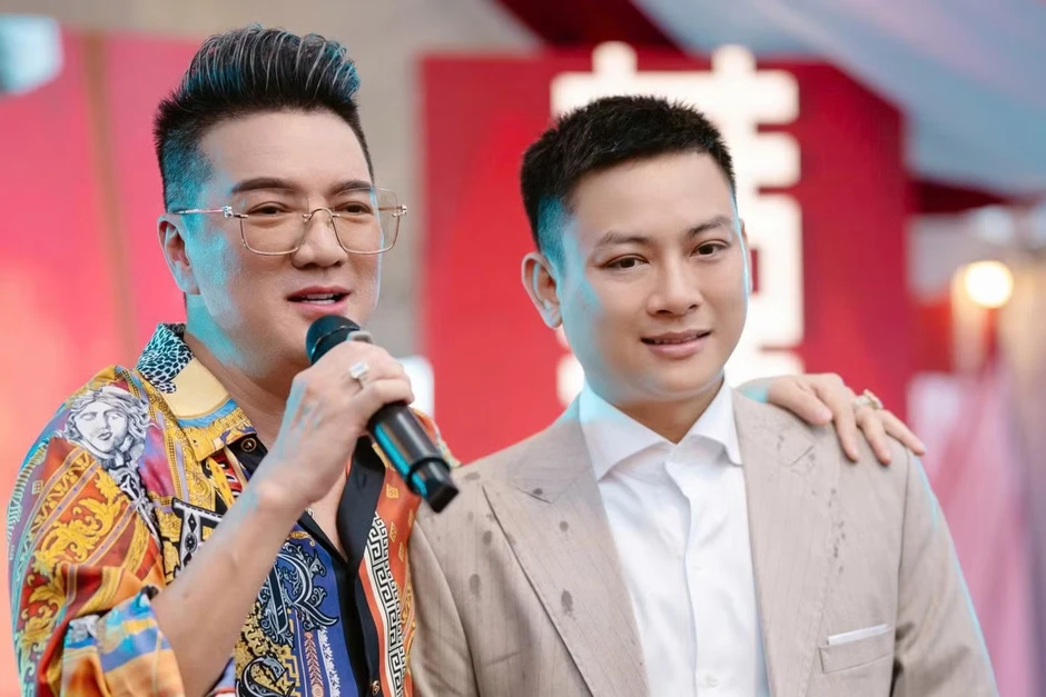 Ảnh chưa công khai ở đám cưới Hoài Lâm