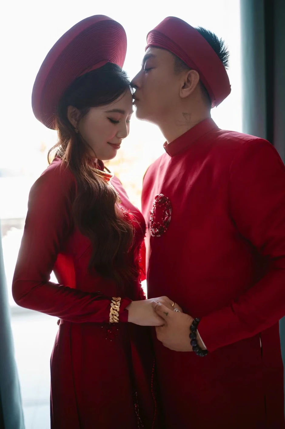 Ảnh chưa công khai ở đám cưới Hoài Lâm