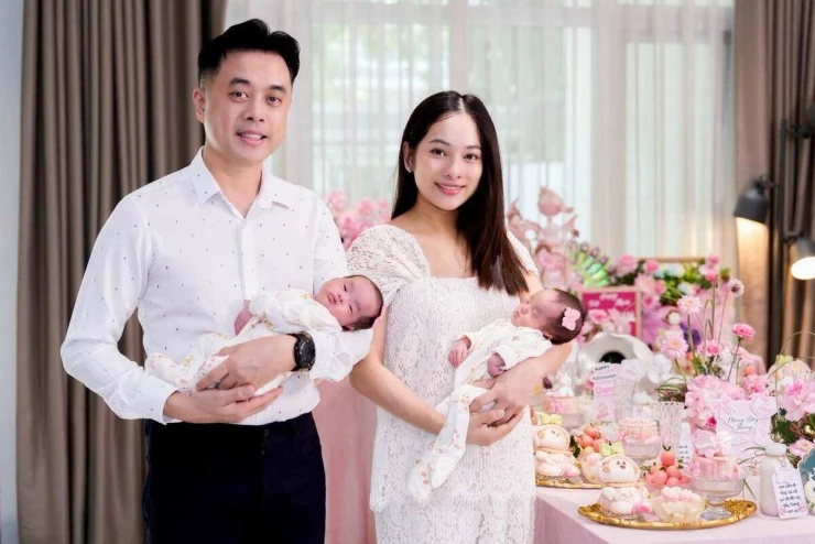 Ảnh sao 21/10: Phi Thanh Vân hạnh phúc bên bạn trai U60