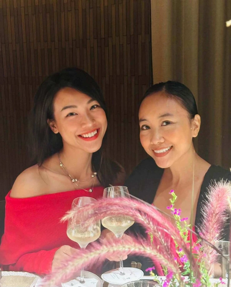 Ảnh sao 7/10: Đặng Thu Thảo chia sẻ kỷ niệm 9 năm cưới doanh nhân Trung Tín