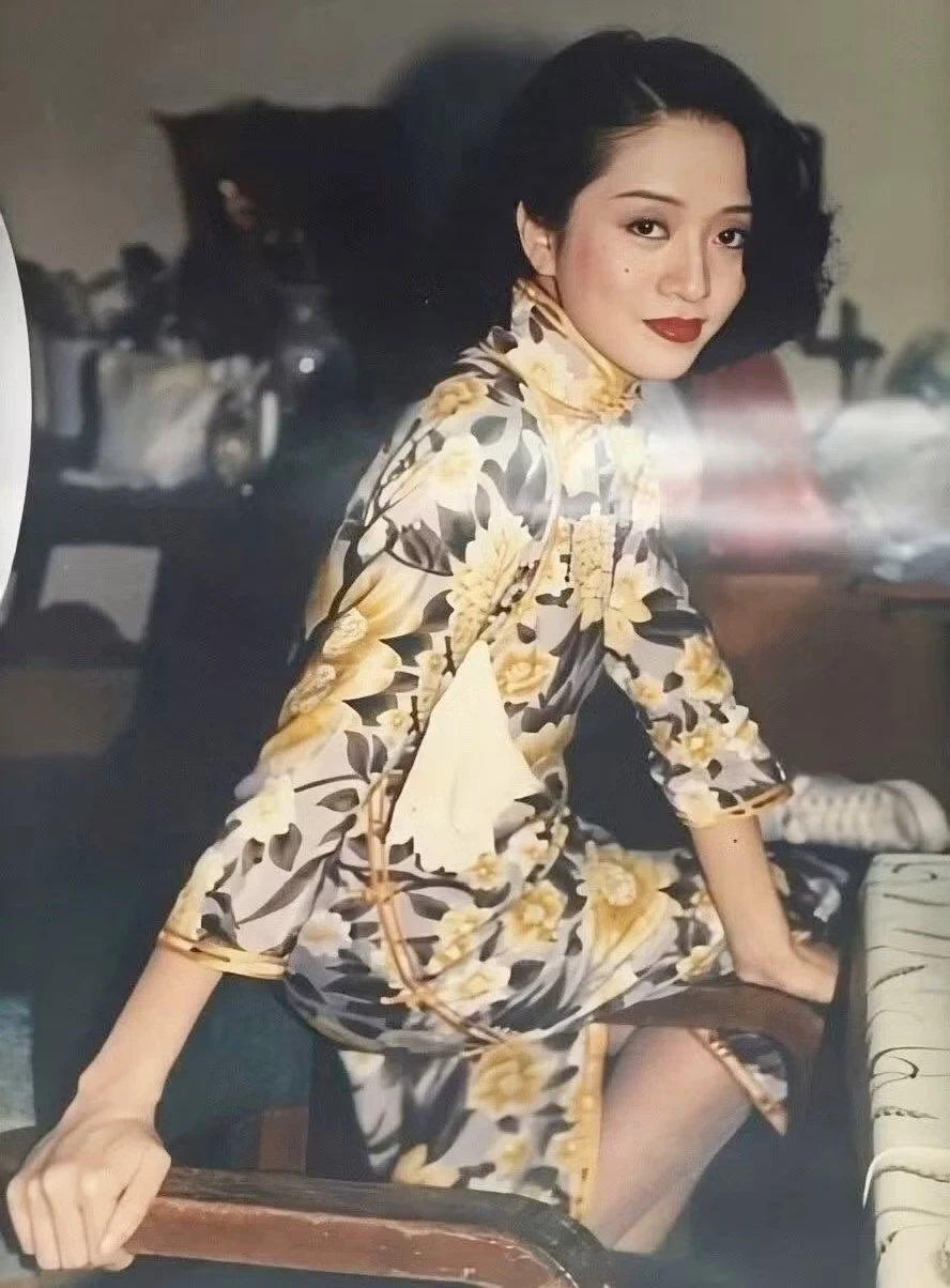 Bí ẩn tro cốt Mai Diễm Phương bị đánh cắp Bí ẩn tro cốt Mai Diễm Phương bị đánh cắp