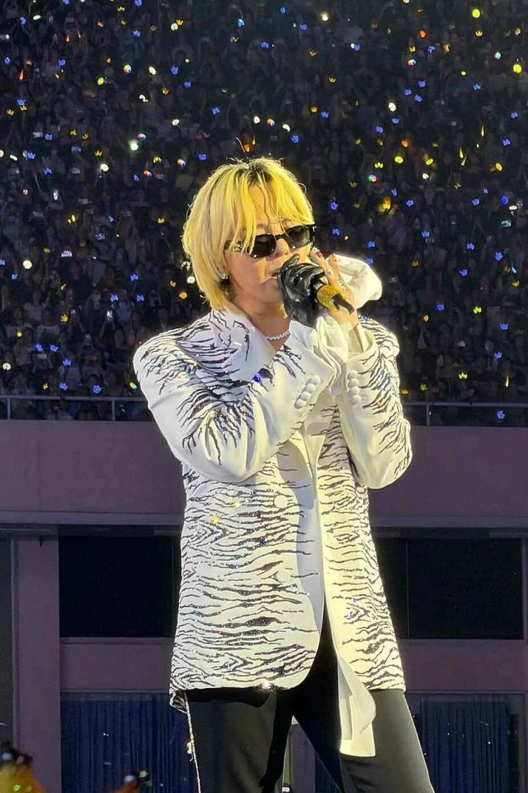 BigBang nói tiếng Việt, khiến hàng chục nghìn khán giả phấn khích