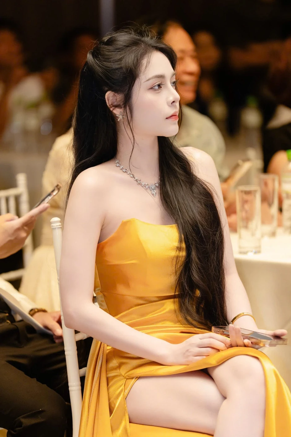Cận cảnh khoảnh khắc đời thường của nữ diễn viên phim "Quỳnh Búp Bê" giản dị mà vẫn cuốn hút khó cưỡng