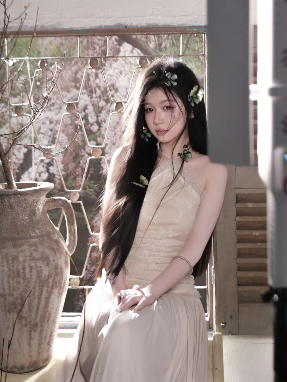 Cận cảnh "profile" nữ idol live hot nhất lúc này! Cận cảnh "profile" nữ idol live hot nhất lúc này!