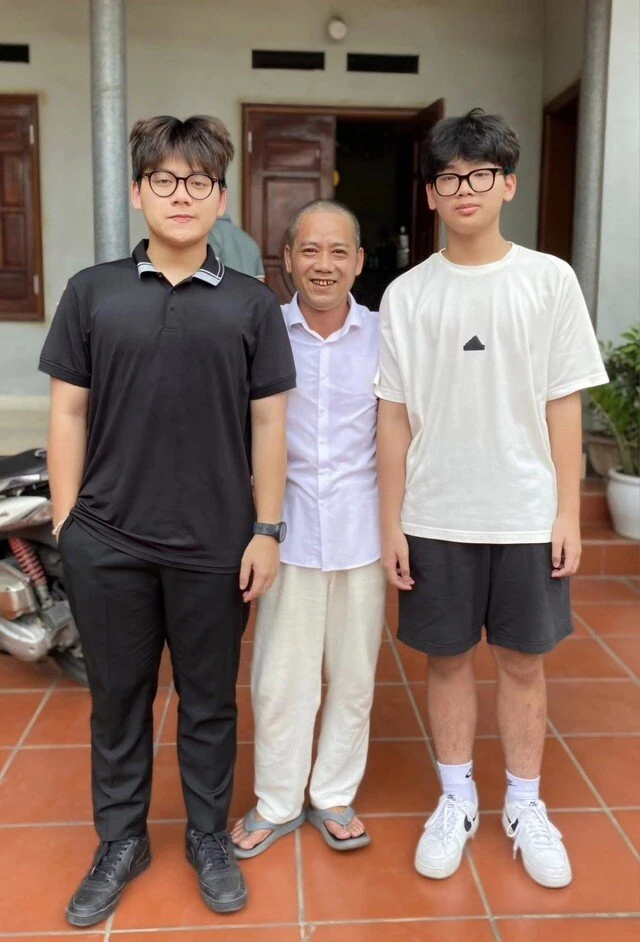 Cháu nội NSND Trần Nhượng gây chú ý Cháu nội NSND Trần Nhượng gây chú ý