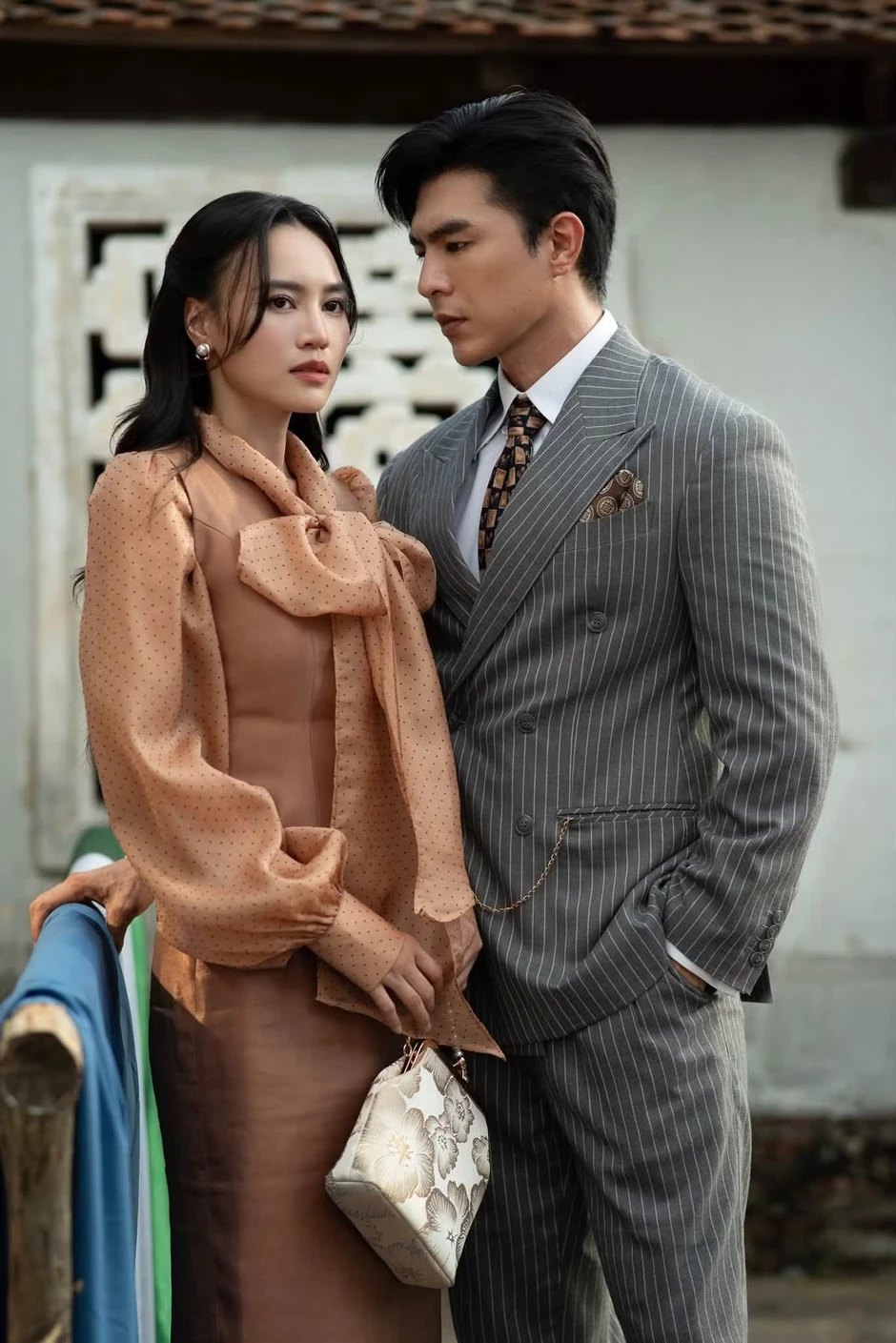 Chuyện lạ của phim Chị Chị Em Em 3: Bị chê càng nhiều, doanh thu càng cao?