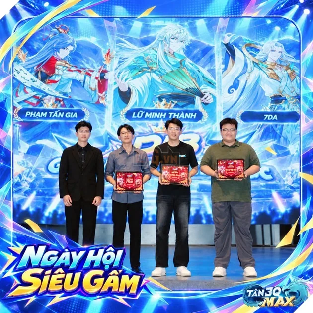 Cộng Đồng Tân 3Q: MAX “Xôm” Từ Online Đến Offline, Game Thủ Chống Nạng Vẫn Quyết Tâm Đi Hội Ngộ