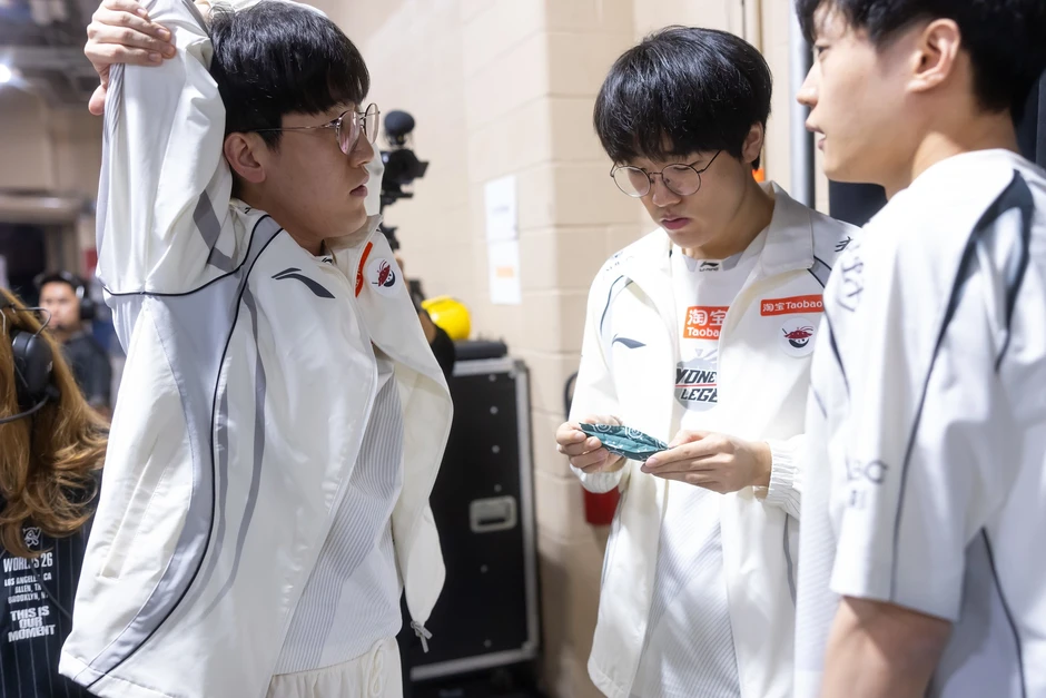 Đại diện LPL tiếp nối chuỗi ngày "thê thảm" của khu vực tại CKTG Đại diện LPL tiếp nối chuỗi ngày "thê thảm" của khu vực tại CKTG