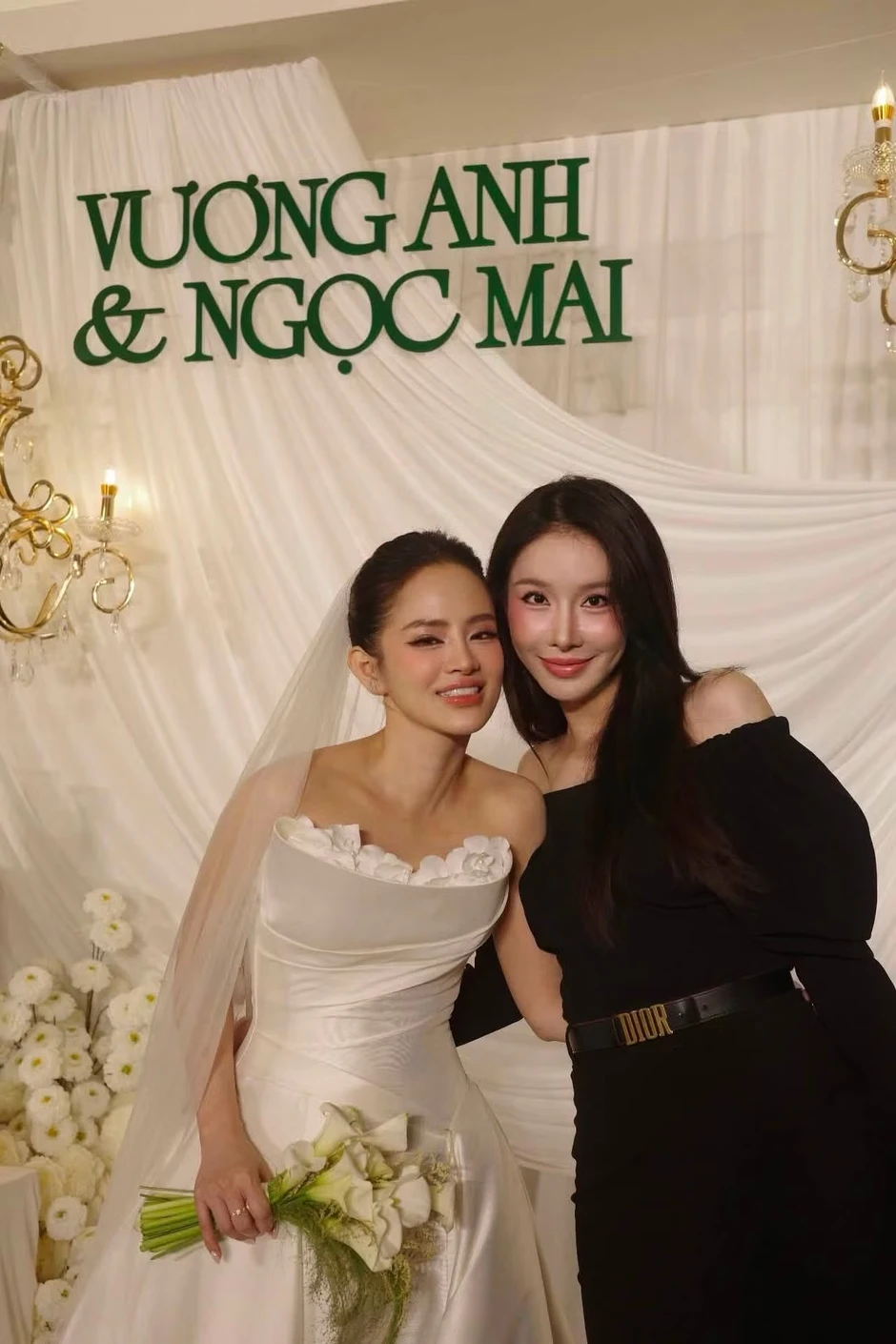 Đám cưới Vương Anh Ole và Mai Bừng Đám cưới Vương Anh Ole và Mai Bừng