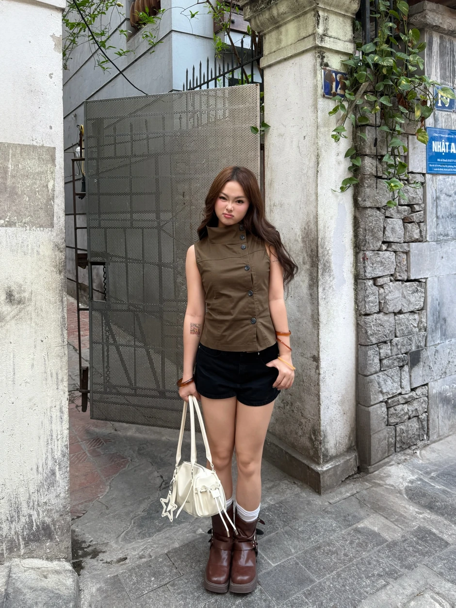 Danh tính "cô dâu concert" gây sốt tại show BIGBANG: Không phải lần đầu diện váy cưới đi đu thần tượng Danh tính "cô dâu concert" gây sốt tại show BIGBANG: Không phải lần đầu diện váy cưới đi đu thần tượng