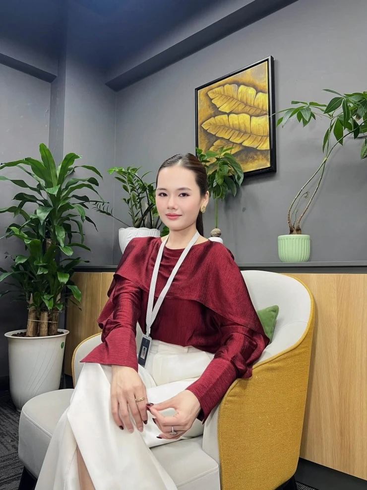 Diễn viên Hoàng Phương Thảo gây bức xúc với vai ác nữ trên phim giờ vàng VTV