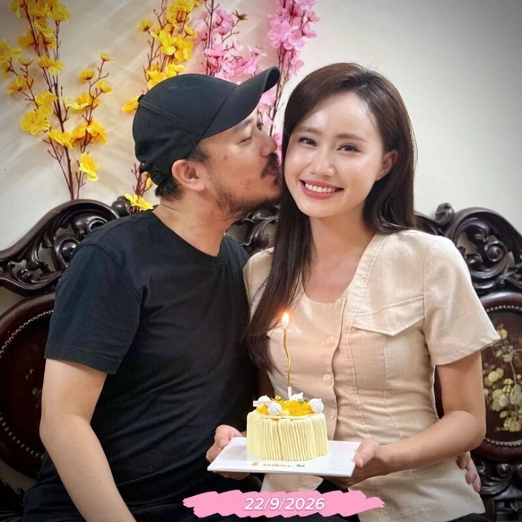 Điều ít biết về MC thời tiết Xuân Anh VTV gây sốt với bức ảnh Nụ cười sét đánh Điều ít biết về MC thời tiết Xuân Anh VTV gây sốt với bức ảnh Nụ cười sét đánh