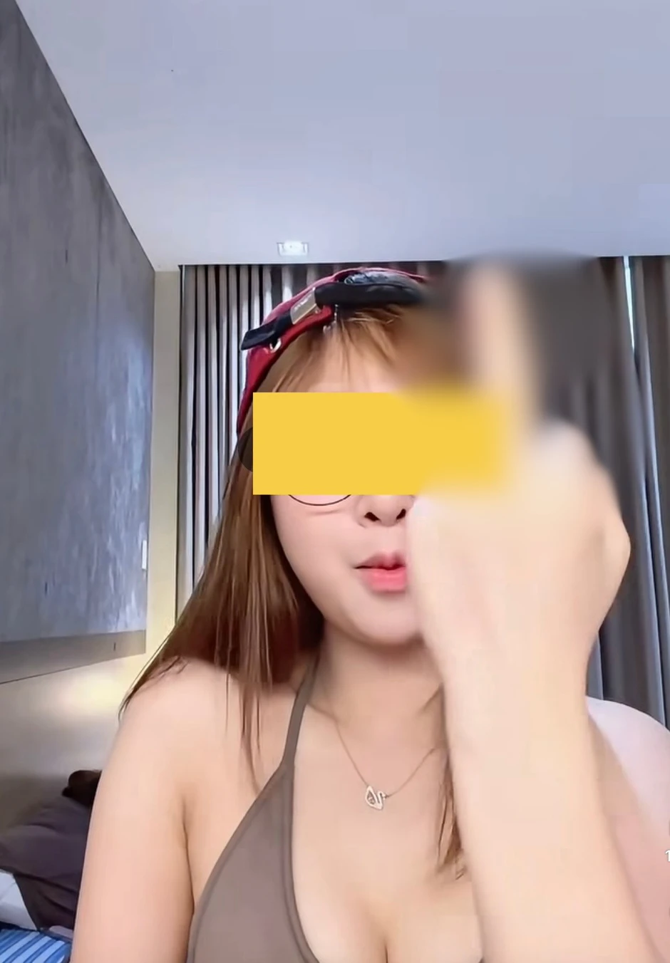 Fan Gấm Kami đòi “idol” trở lại như xưa