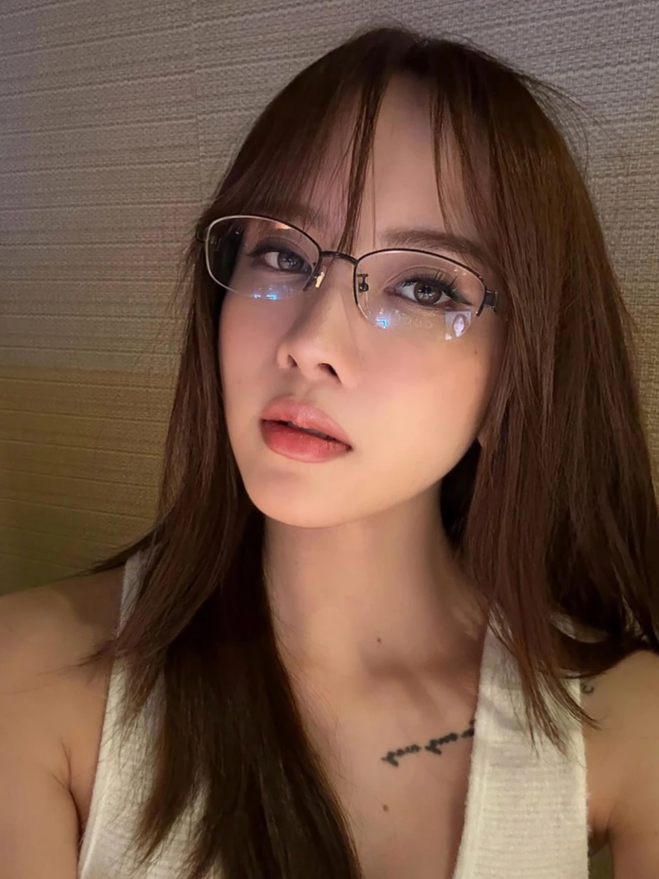 Gương mặt của Thiều Bảo Trâm đang khiến nhiều người lo lắng