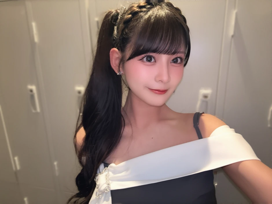 Hot girl Nhật Bản vướng bê bối lộ ảnh riêng tư, nghẹn ngào tiết lộ sự thật, thừa nhận "không còn lựa chọn"
