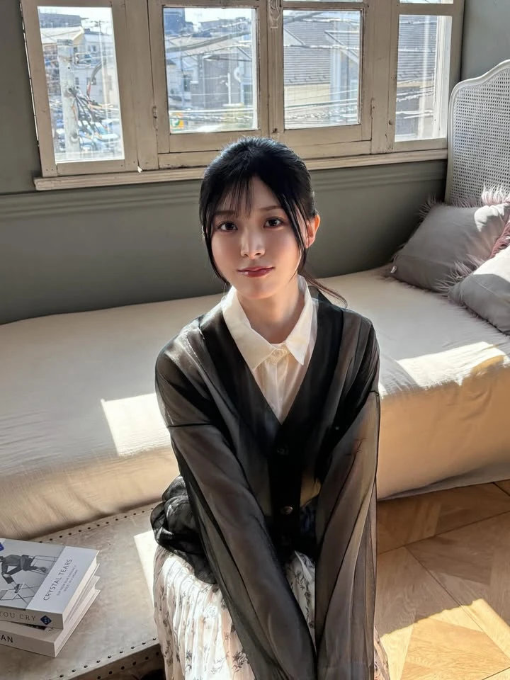 Hot girl tân binh tổ chức hẳn triển lãm ảnh cá nhân "e hèm" để kỷ niệm 1 năm "làm nghề"