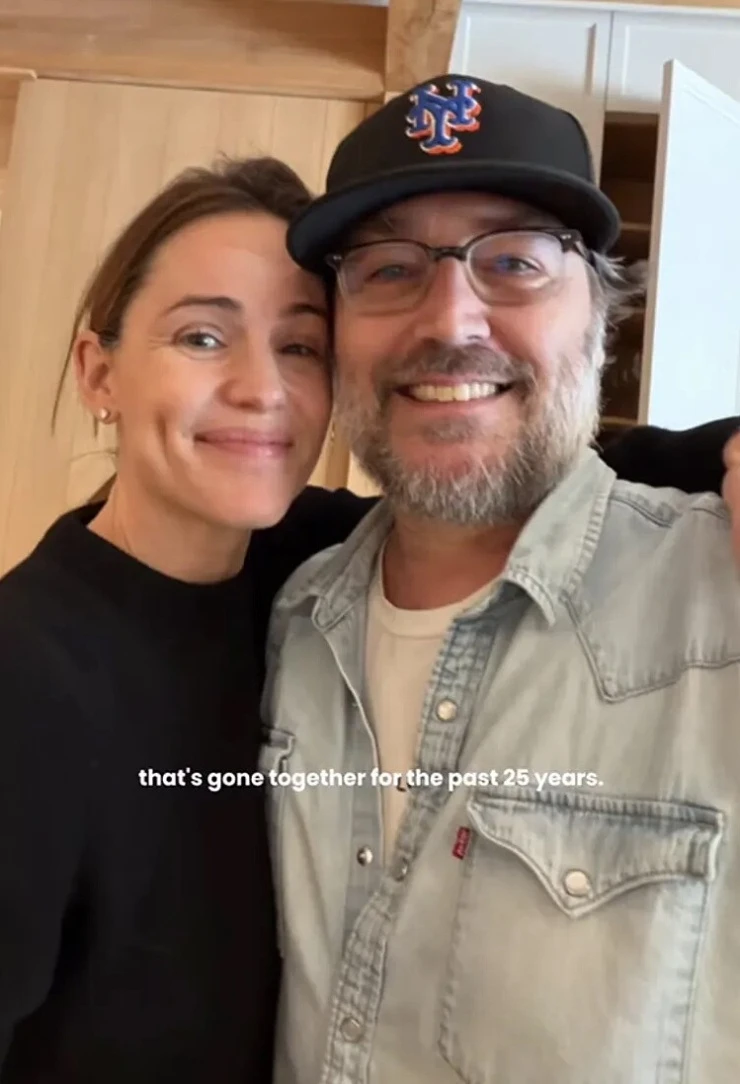 Jennifer Garner hội ngộ bạn trai cũ Jennifer Garner hội ngộ bạn trai cũ