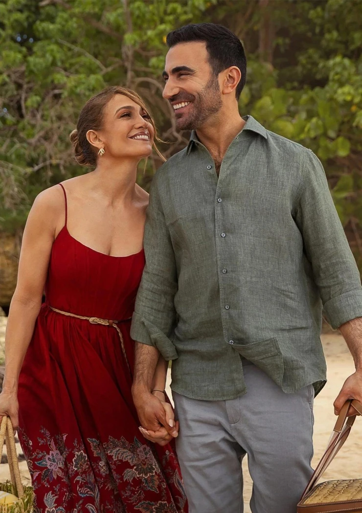 Jennifer Lopez và tài tử Anh đang hẹn hò