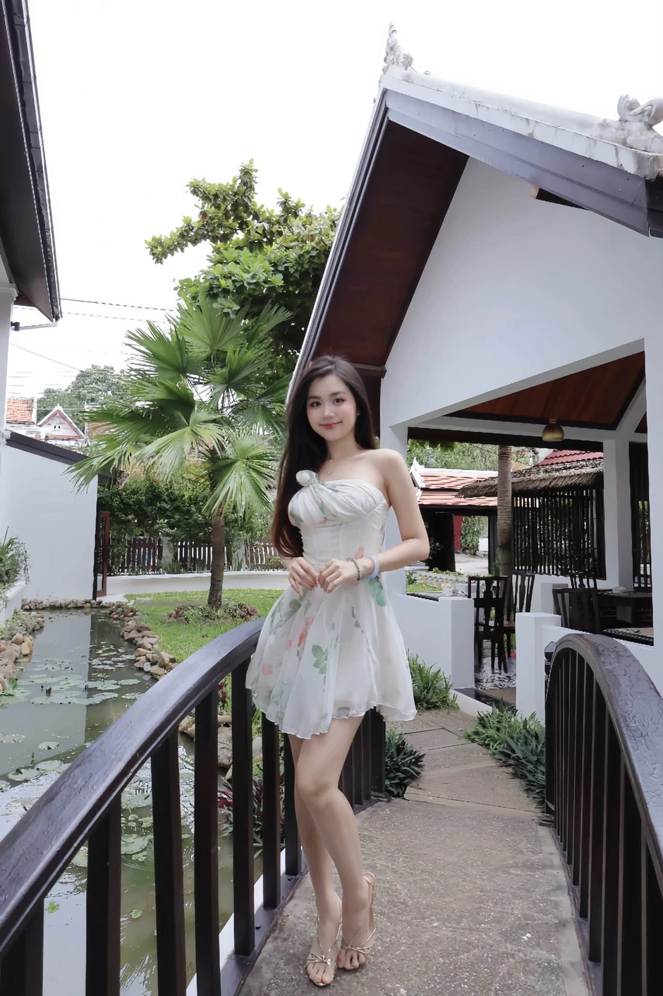 Không nhận ra nhan sắc thuở thơ ngây của hot dancer Quỳnh Meo
