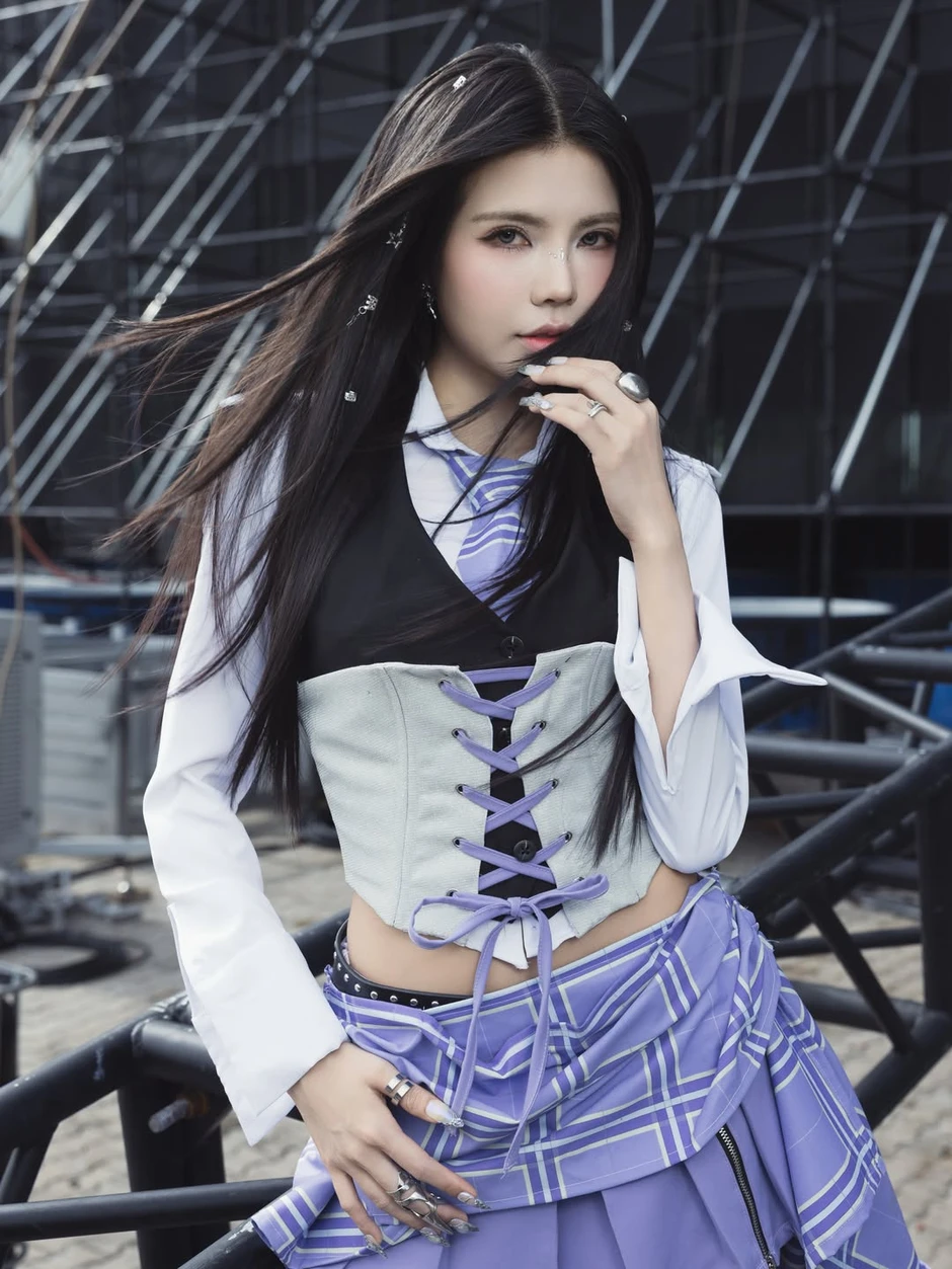 Không phải ở giải đấu, ngắm Mai Dora vừa lạ vừa quen trên sàn diễn idol Không phải ở giải đấu, ngắm Mai Dora vừa lạ vừa quen trên sàn diễn idol