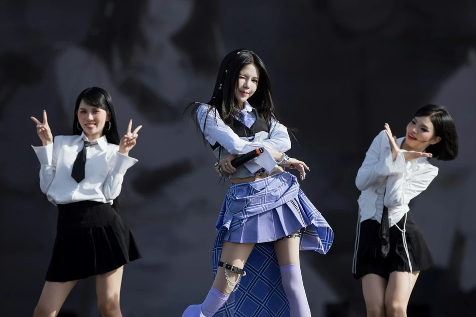 Không phải ở giải đấu, ngắm Mai Dora vừa lạ vừa quen trên sàn diễn idol Không phải ở giải đấu, ngắm Mai Dora vừa lạ vừa quen trên sàn diễn idol