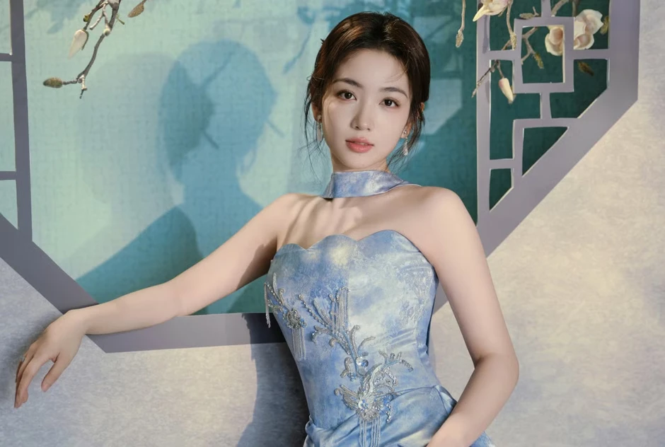 Mỹ nhân bị chỉ trích vì bóc phốt cha mẹ