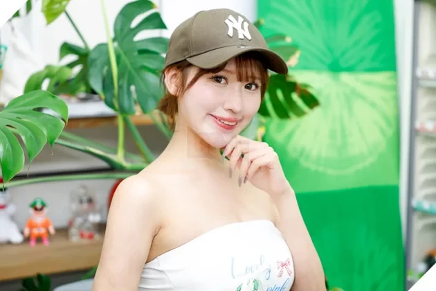 Nghịch lý "ngậm thìa vàng": Ái nữ gia đình tài phiệt giấu bố mẹ gia nhập ngành phim người lớn để tự lập, thừa nhận "muốn kiếm tiền khủng để giữ chuẩn sống xa hoa"