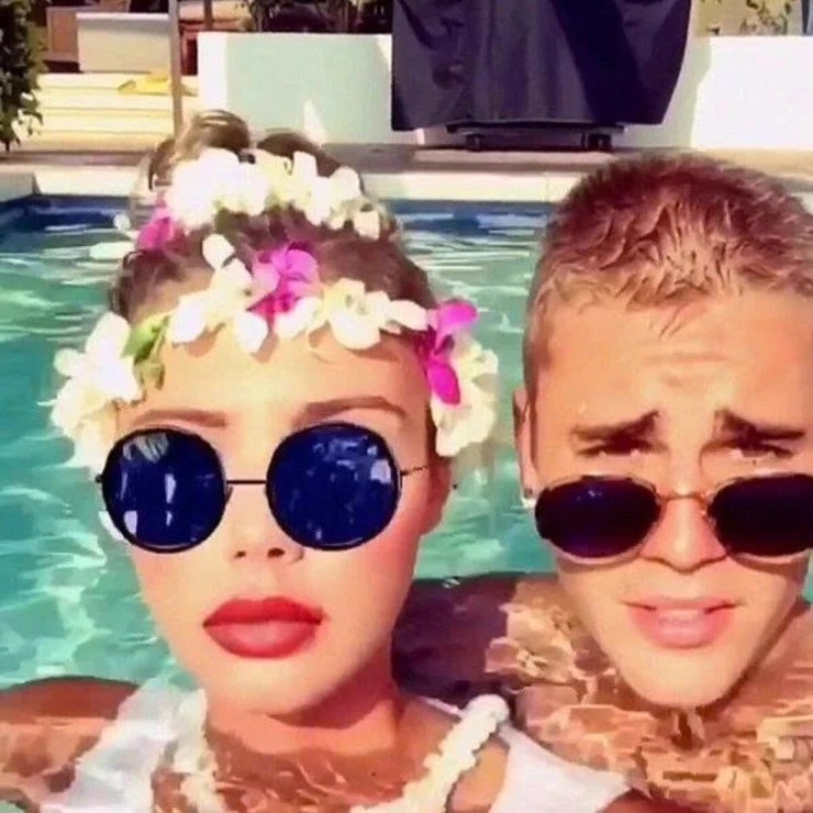 Người mẫu từng vướng tin đồn hẹn hò Justin Bieber qua đời đột ngột ở tuổi 33