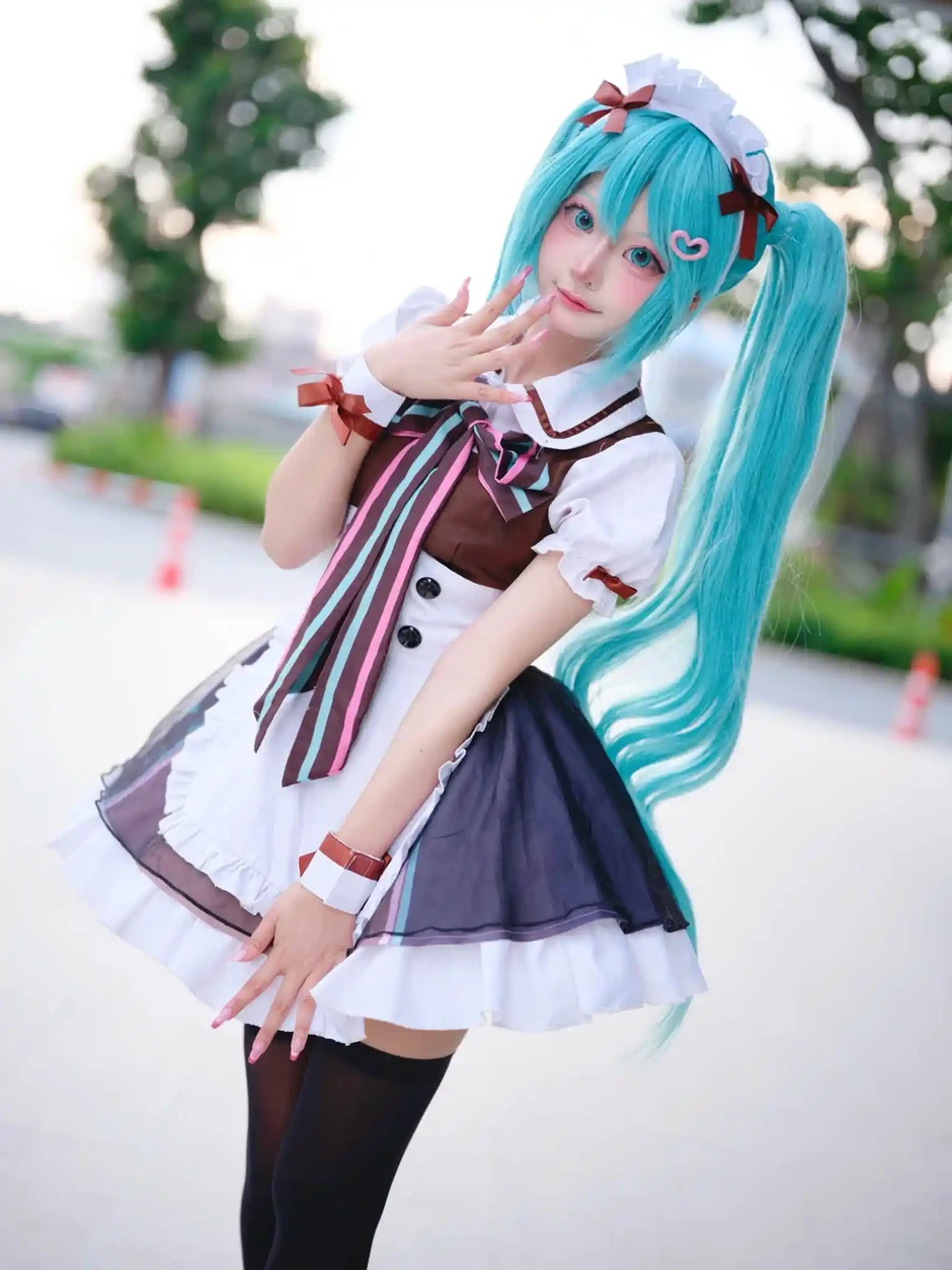 Nhập vai quá mức: Nữ cosplayer khiến cộng đồng mạng phải ngỡ ngàng