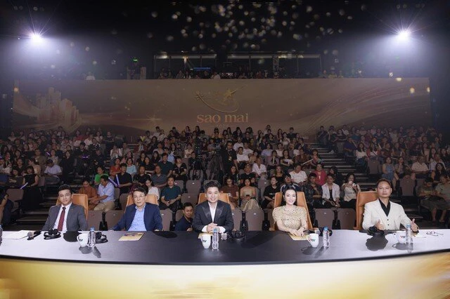 NSND Tấn Minh, NSƯT Tân Nhàn ngồi ghế nóng giải Sao Mai 2026