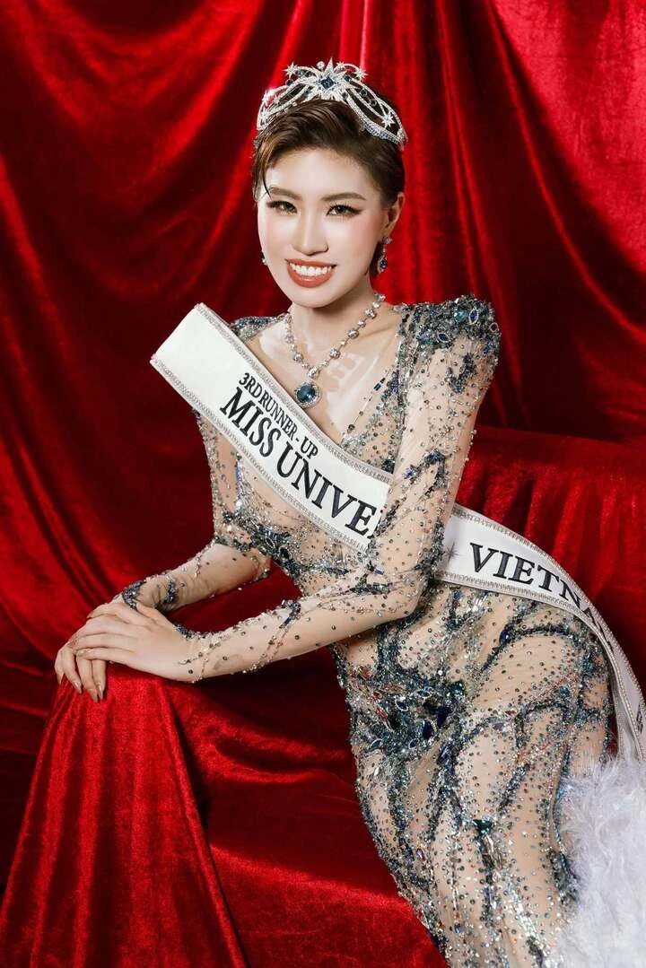 Pháo "lột xác" thế nào từ rapper cá tính đến Á hậu Miss Universe Vietnam? Pháo "lột xác" thế nào từ rapper cá tính đến Á hậu Miss Universe Vietnam?