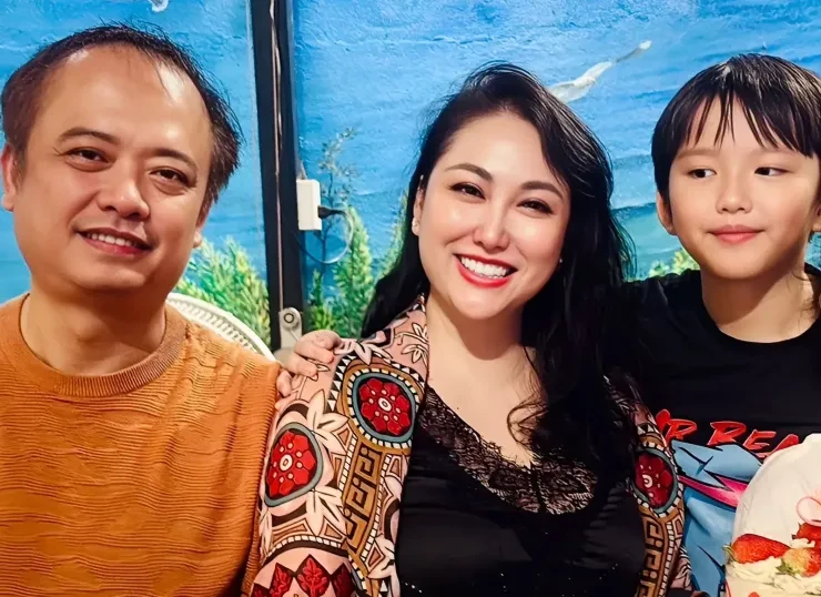 Phi Thanh Vân và bạn trai U60 hoãn cưới
