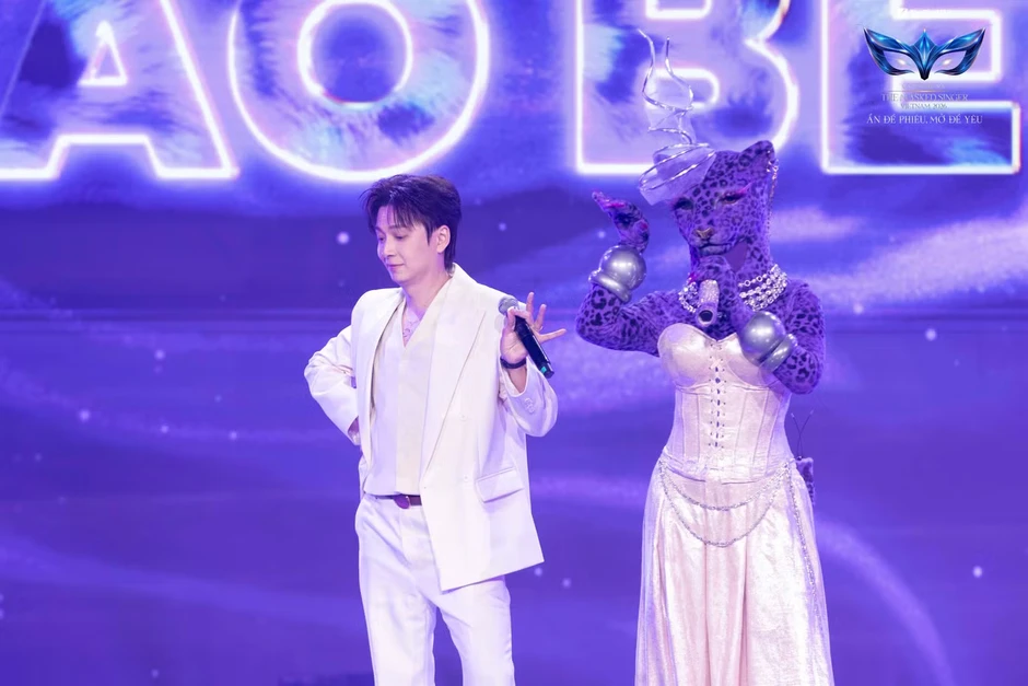 Phương Mỹ Chi hơn thua với Trấn Thành
