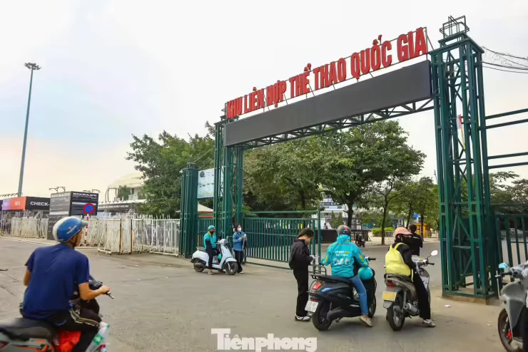 Sân Mỹ Đình trước giờ Big Bang và biển người đổ bộ