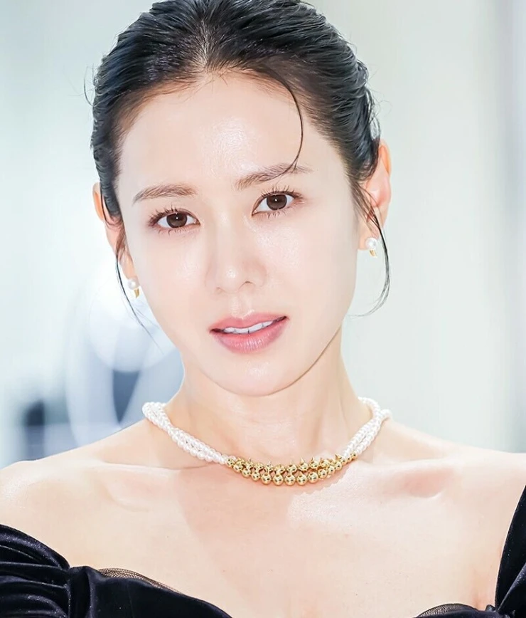 Son Ye Jin: Làm mẹ hạnh phúc nhưng không dễ dàng Son Ye Jin: Làm mẹ hạnh phúc nhưng không dễ dàng