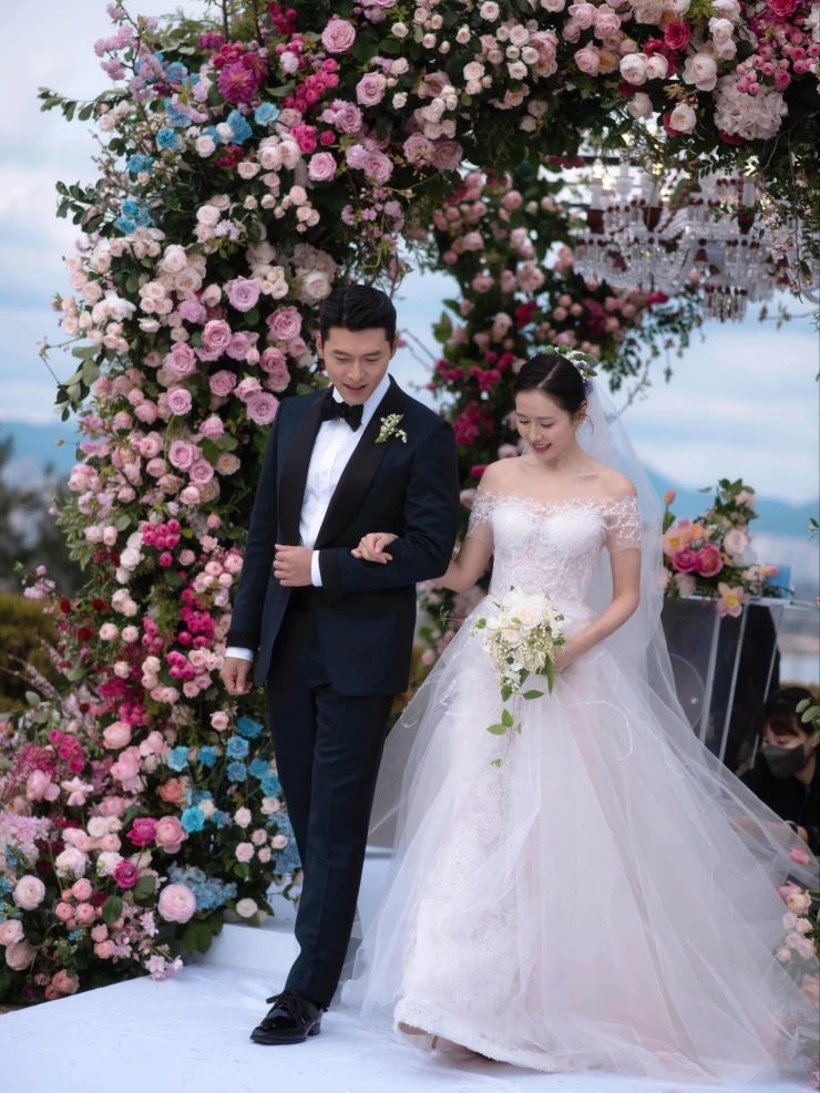 Son Ye Jin: Làm mẹ hạnh phúc nhưng không dễ dàng Son Ye Jin: Làm mẹ hạnh phúc nhưng không dễ dàng