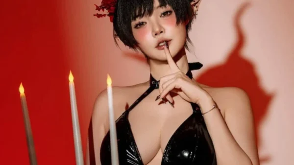 "Mở bát" ngày hội Halloween, nữ coser "triệu follow" lập tức chiếm trọn mọi sự chú ý kenhtingame com thumb quot mo bat quot ngay hoi halloween nu coser quot trieu follow quot lap tuc chiem tron moi su chu y cdc31792813999524 940w