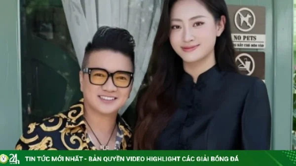 Dàn nghệ sĩ thăm quán cà phê của Đàm Vĩnh Hưng ở Đà Lạt kenhtingame com thumb dan nghe si tham quan ca phe cua dam vinh hung o da lat e5d71790835216570 940w