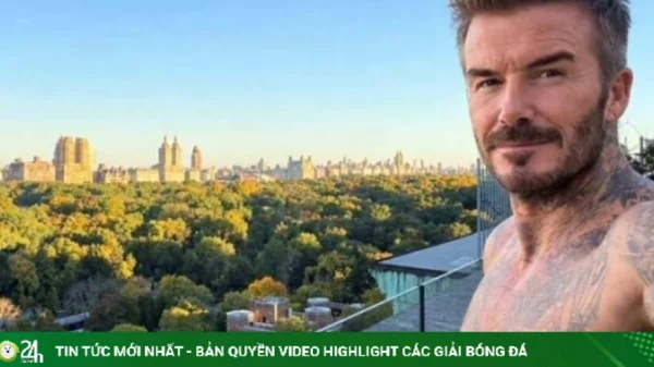 David Beckham cởi trần, uống cà phê sáng kenhtingame com thumb david beckham coi tran uong ca phe sang ac9b1793071756997 940w