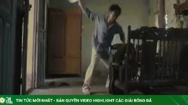 Doãn Quốc Đam diễn như lên đồng phân cảnh đánh Huyền Lizzie trong phim mới kenhtingame com thumb doan quoc dam dien nhu len dong phan canh danh huyen lizzie trong phim moi 45371791283005870 940w