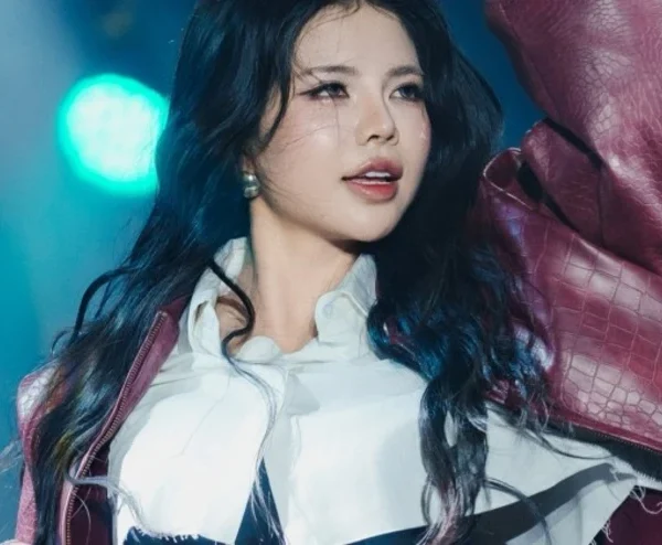Không phải ở giải đấu, ngắm Mai Dora vừa lạ vừa quen trên sàn diễn idol kenhtingame com thumb khong phai o giai dau ngam mai dora vua la vua quen tren san dien idol 4df21793197583356 940w